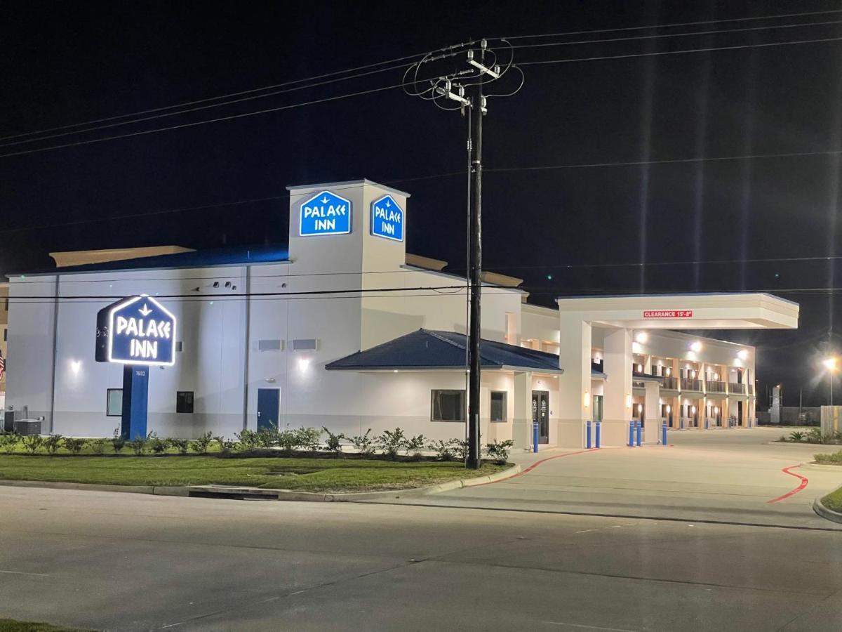 Palace Inn Blue - Garth Rd باي تاون المظهر الخارجي الصورة