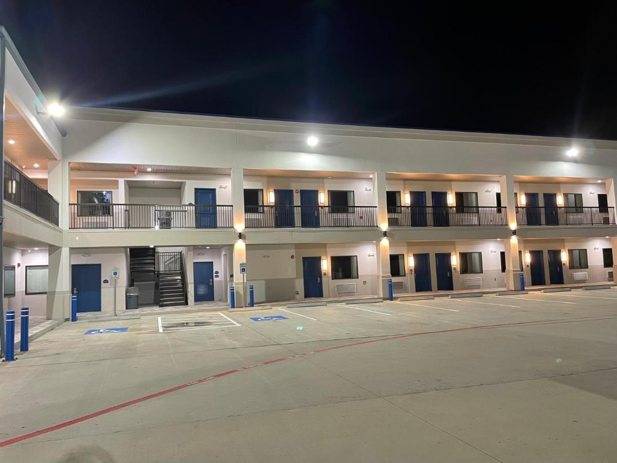 Palace Inn Blue - Garth Rd باي تاون المظهر الخارجي الصورة