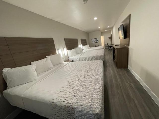 Palace Inn Blue - Garth Rd باي تاون المظهر الخارجي الصورة